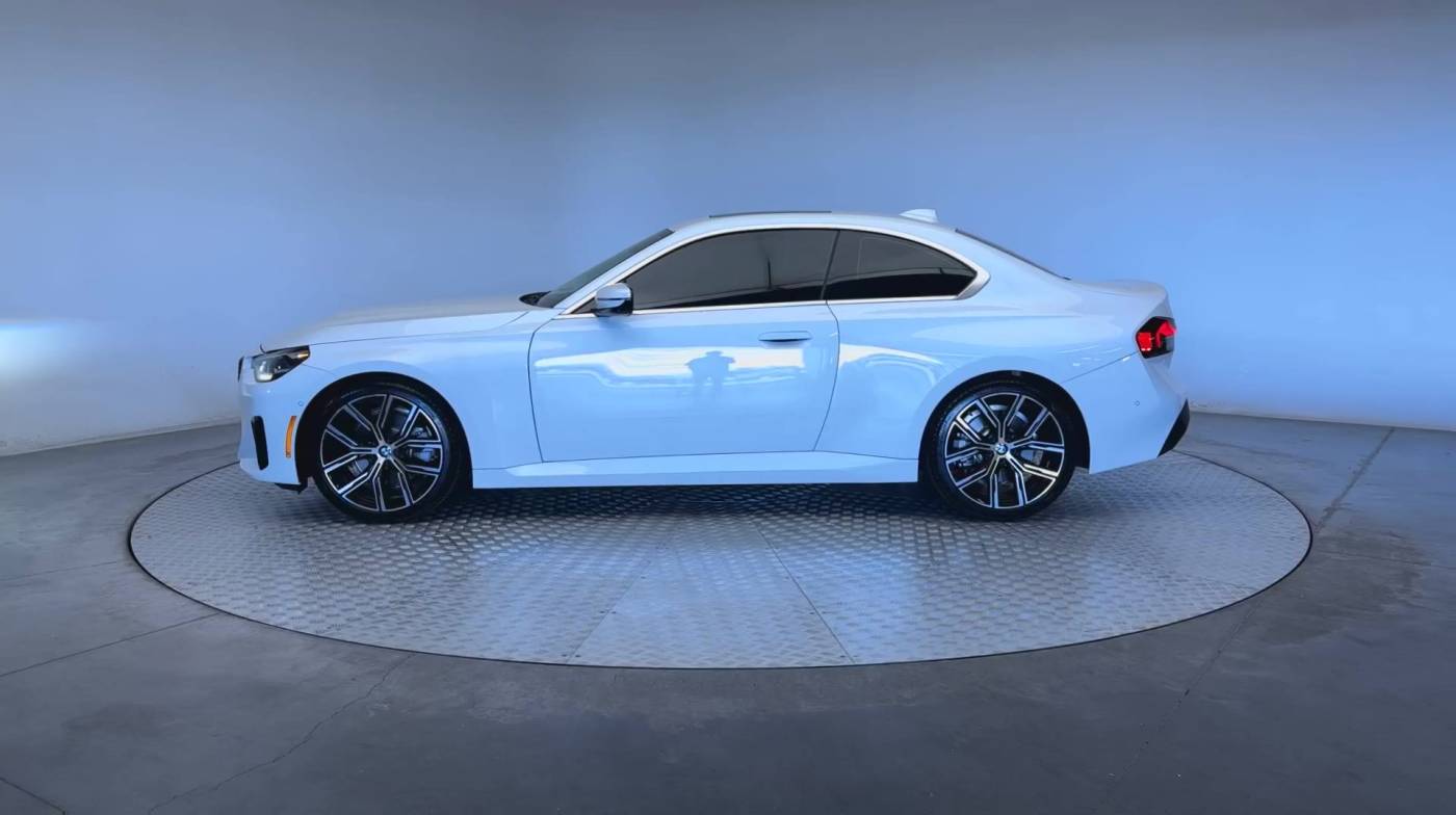 2022 bmw 2 series 230i