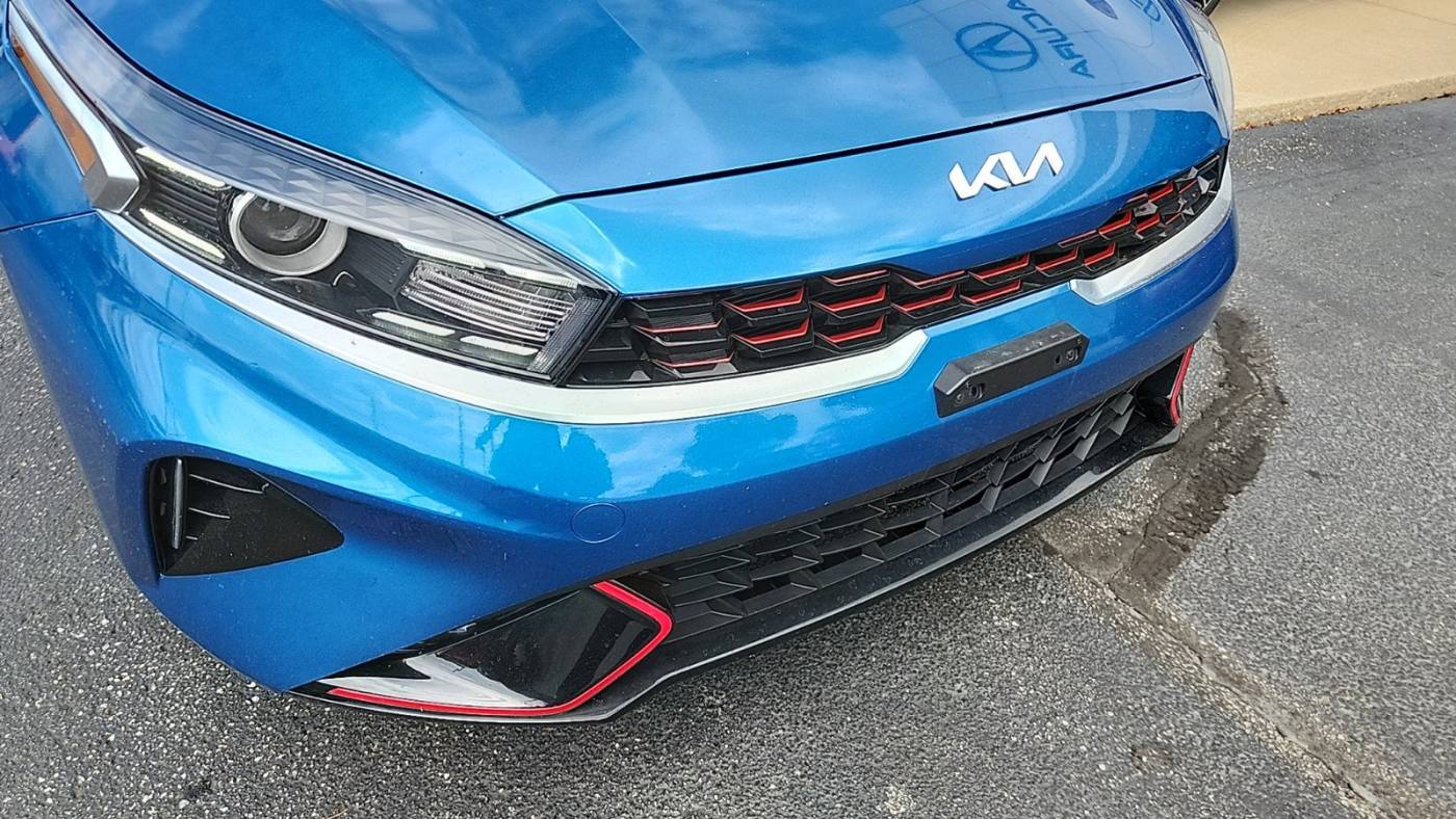 2023 kia forte gt-line