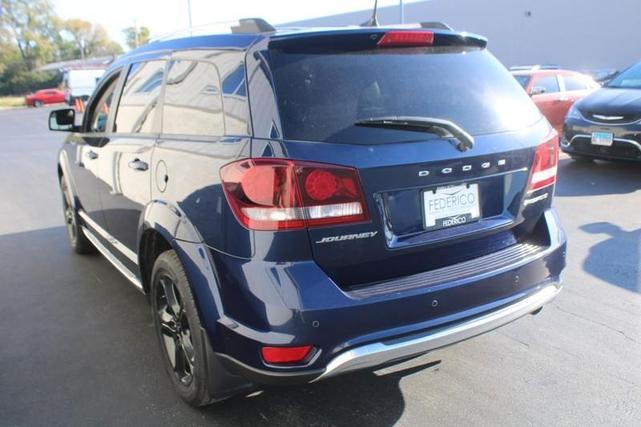 2020 dodge journey crossroad
