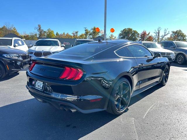 2022 ford mustang gt