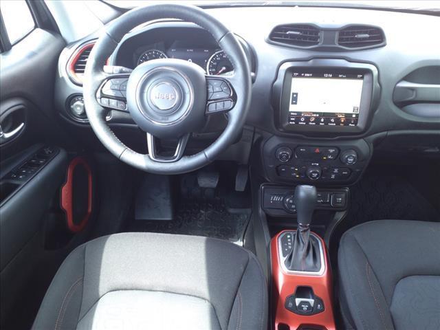 2022 jeep renegade trailhawk