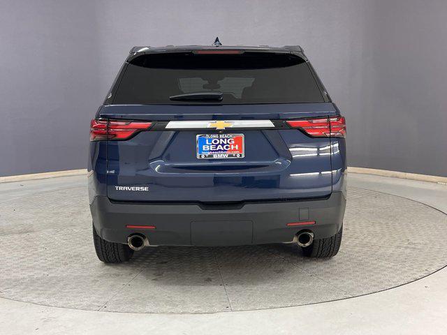 2022 chevrolet traverse ls