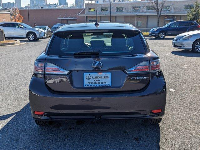2013 lexus ct 200h base