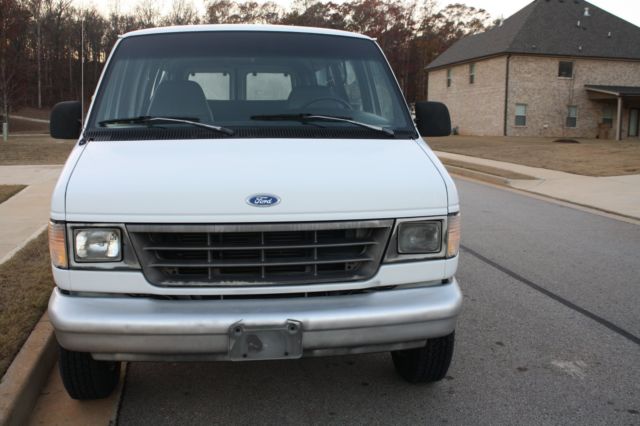 1993 ford e-350 econoline club wagon 12 passenager van