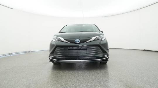 2025 Toyota Sienna