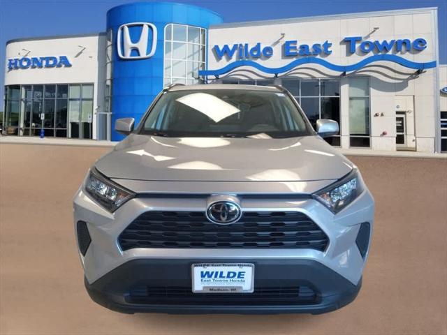 2019 toyota rav4 le