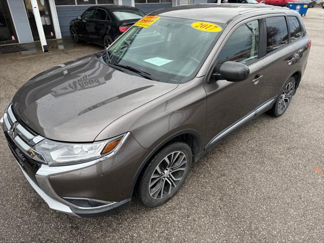 2017 mitsubishi outlander es