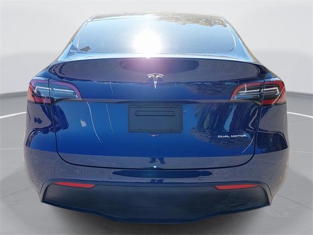 2022 tesla model y long range