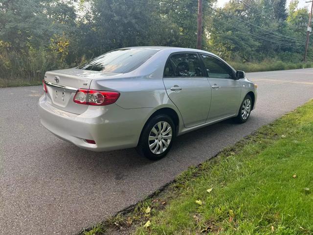 2013 toyota corolla le