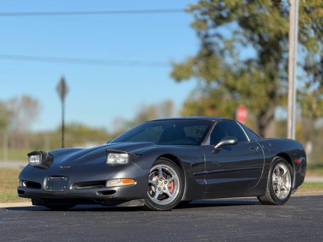 2004 chevrolet corvette base