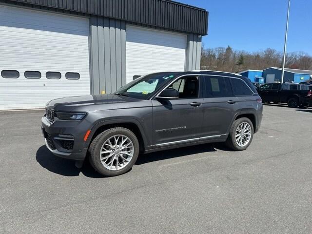 2022 jeep grand cherokee summit