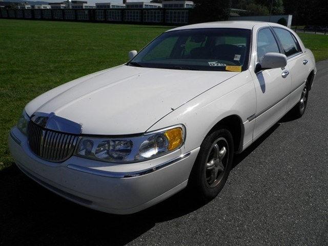 1999 lincoln town car signature for sale in brattleboro, vermont