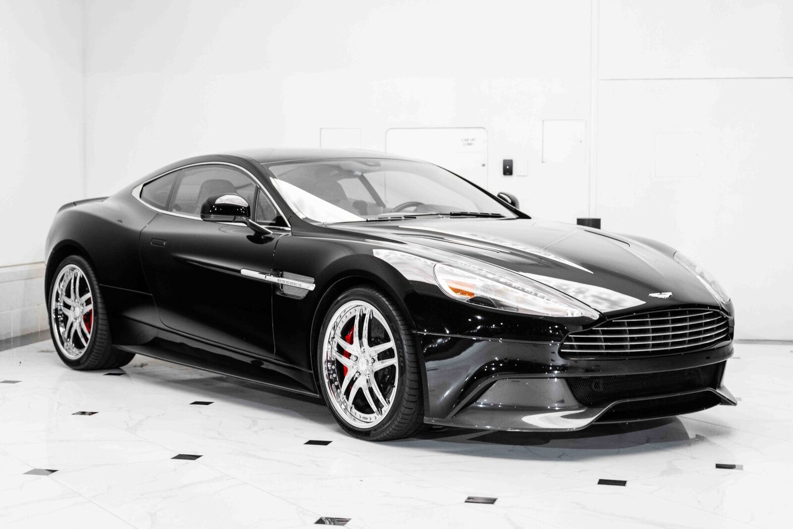 2017 aston martin vanquish