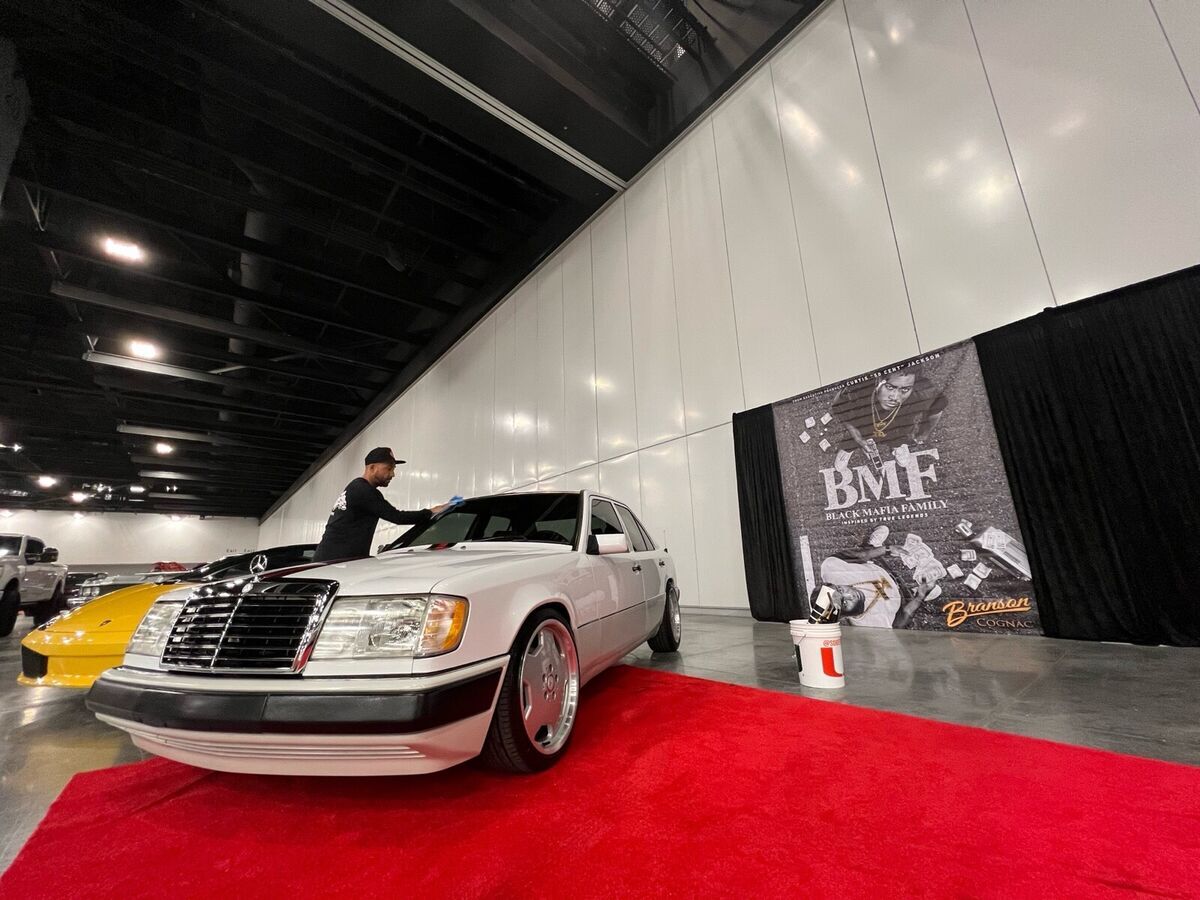 1991 mercedes-benz 300e sedan white e 4matic