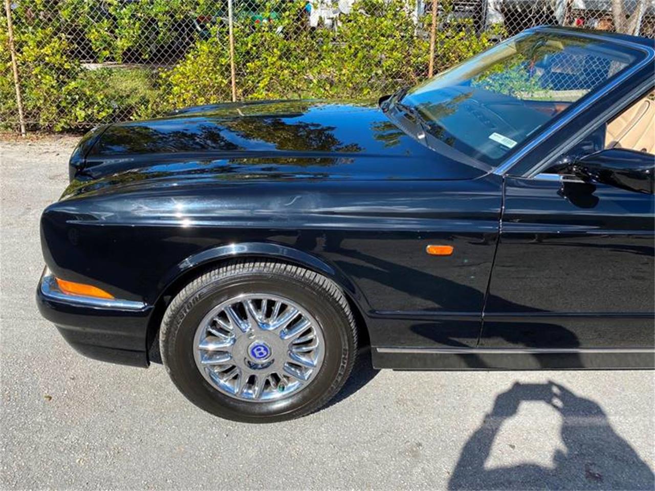 2000 bentley azure