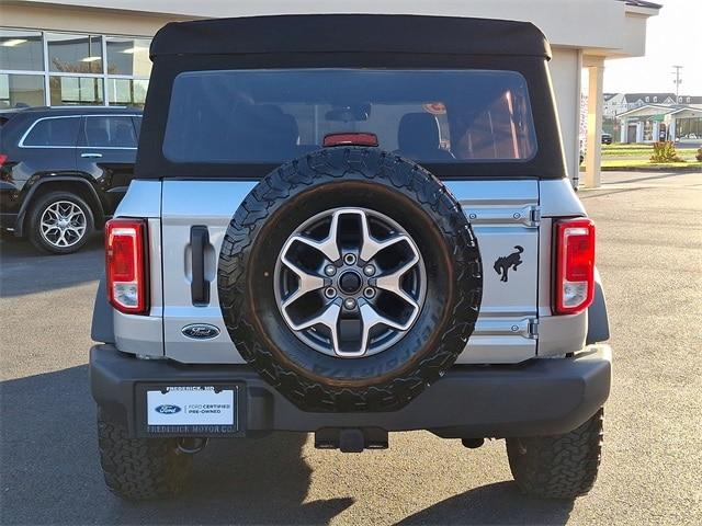 2023 ford bronco base