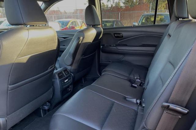 2022 honda passport elite