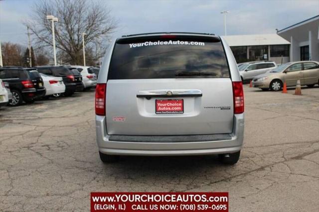 2009 chrysler town & country touring