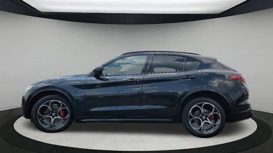 2023 alfa romeo stelvio veloce