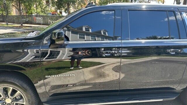 2021 chevrolet suburban c1500 ls