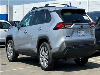 2022 Toyota RAV4 xle premium