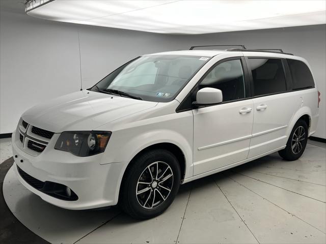 2017 dodge grand caravan gt