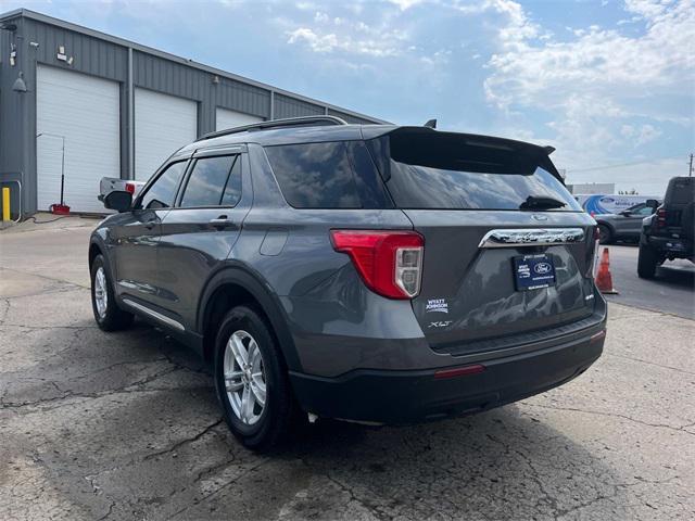 2022 ford explorer xlt