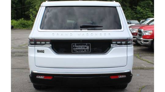 2024 Jeep Grand wagoneer base