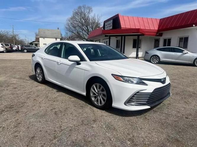 2021 toyota camry le 4dr front-wheel drive sedan in akron, ohio