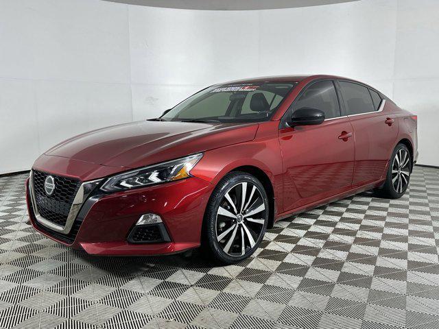 2022 nissan altima sr fwd