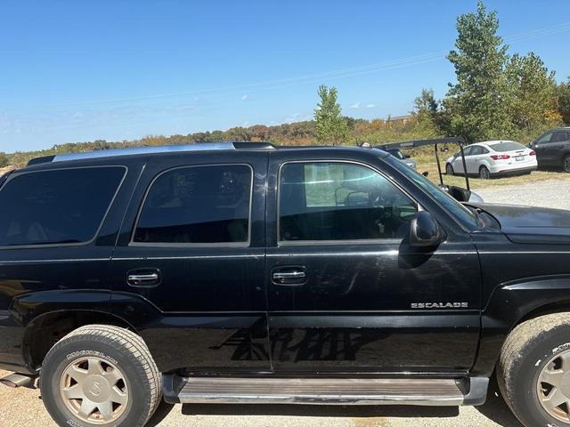2004 cadillac escalade