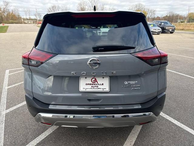 2021 nissan rogue platinum