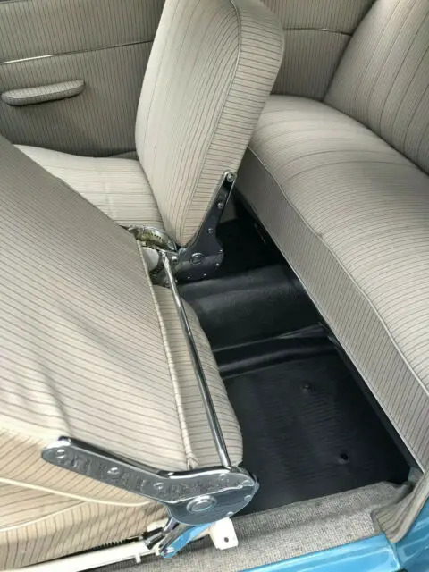 1957 oval vw type 1, volkswagen small rear window, california car, zwitter