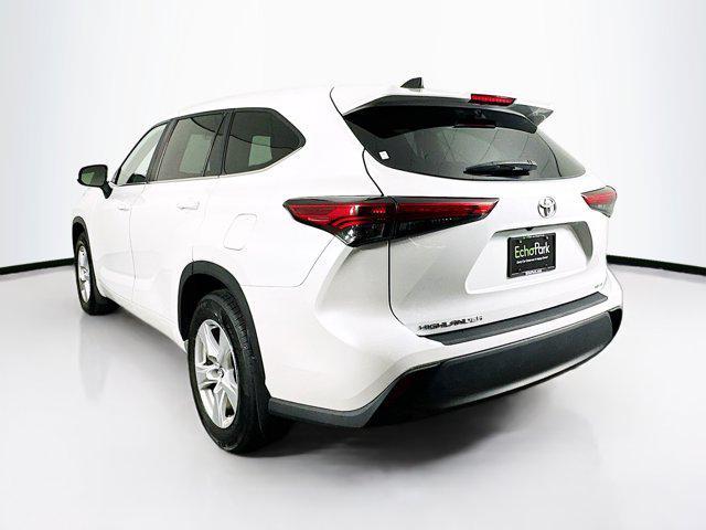 2023 toyota highlander l