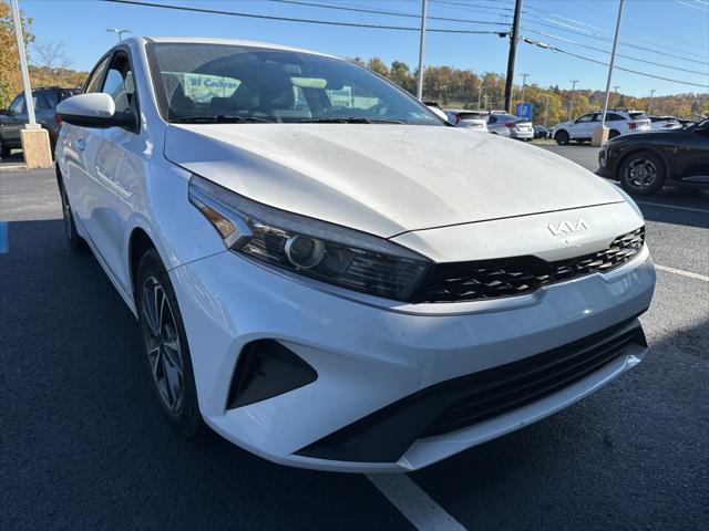 2022 kia forte lxs