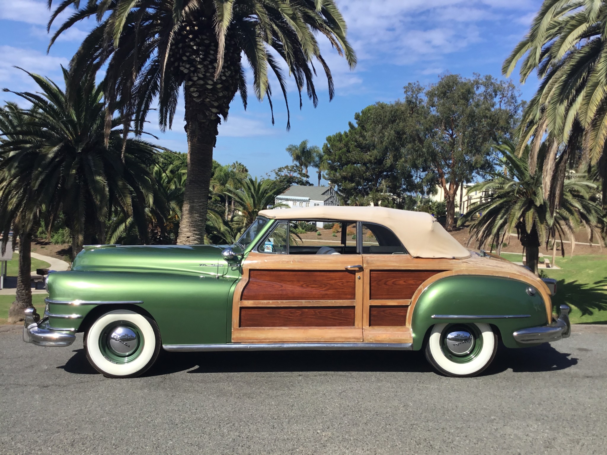 1948 chrysler town & country convertible