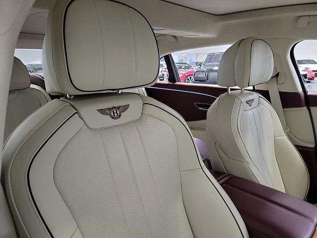 2023 bentley flying spur
