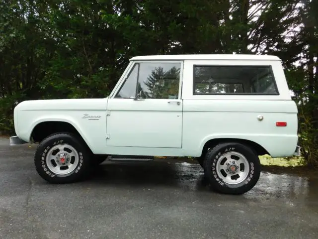 1971 ford bronco with 2.4 liter bmw m21 turbo diesel engine. 3 on the tree
