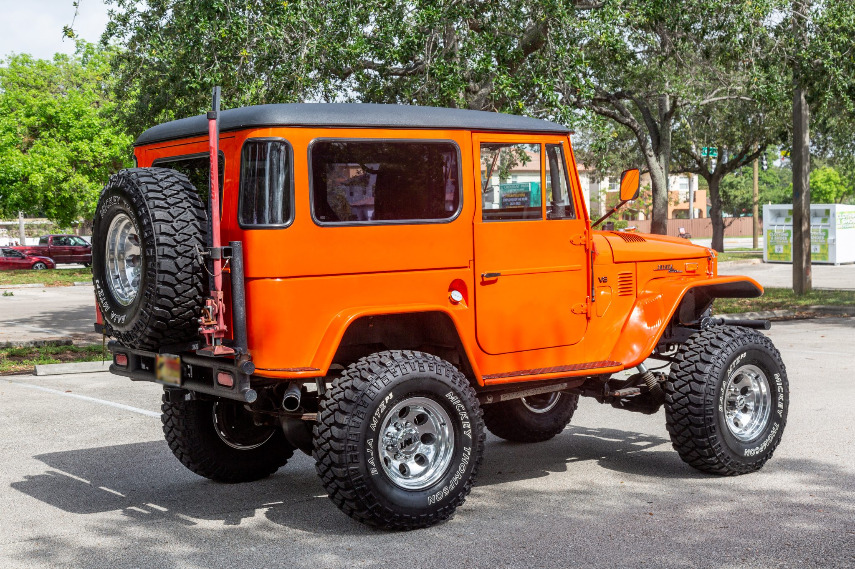 v8-powered 1972 toyota land cruiser fj40