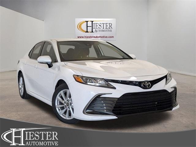 2021 toyota camry le