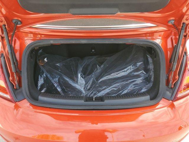 2018 volkswagen beetle 2.0t se
