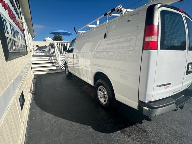 2014 chevrolet express 2500 work van
