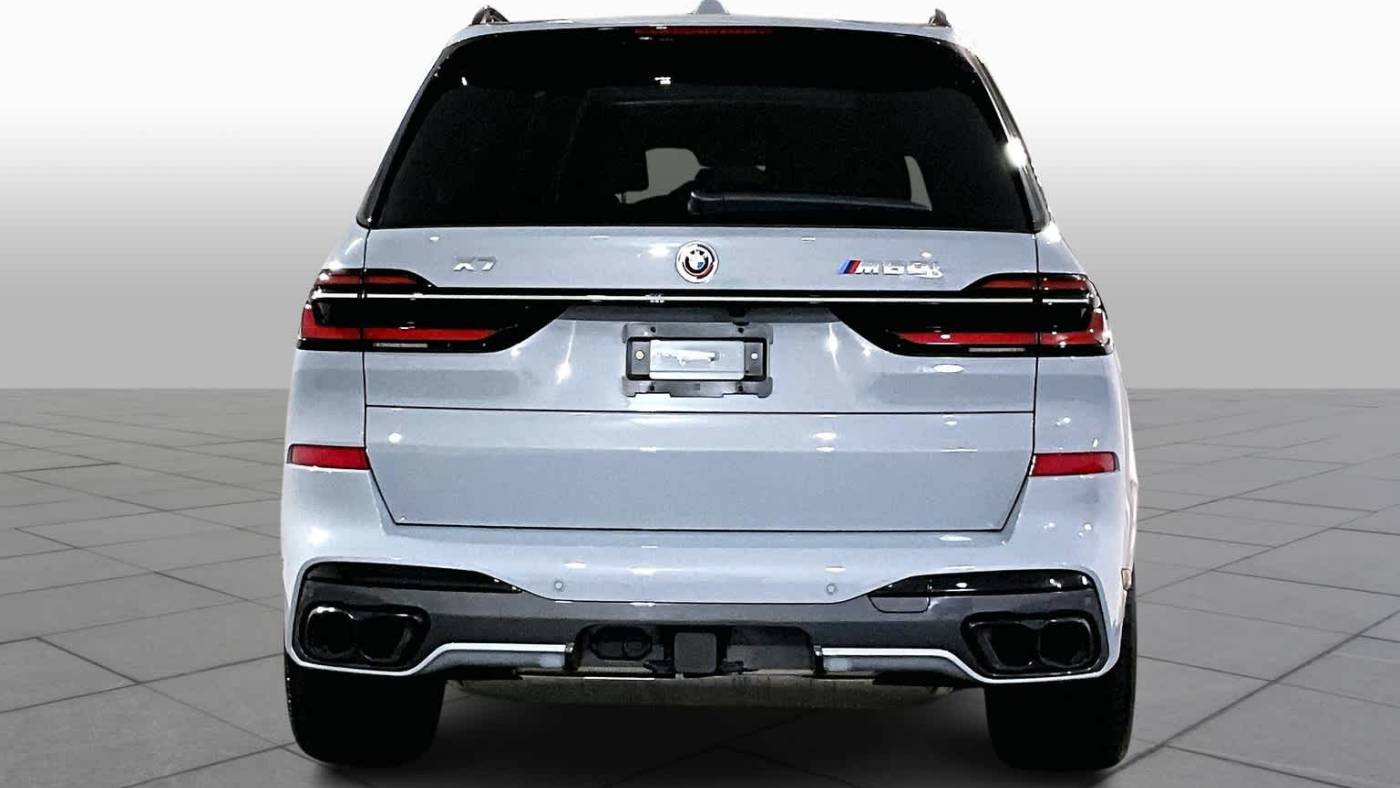2023 bmw x7 m60i