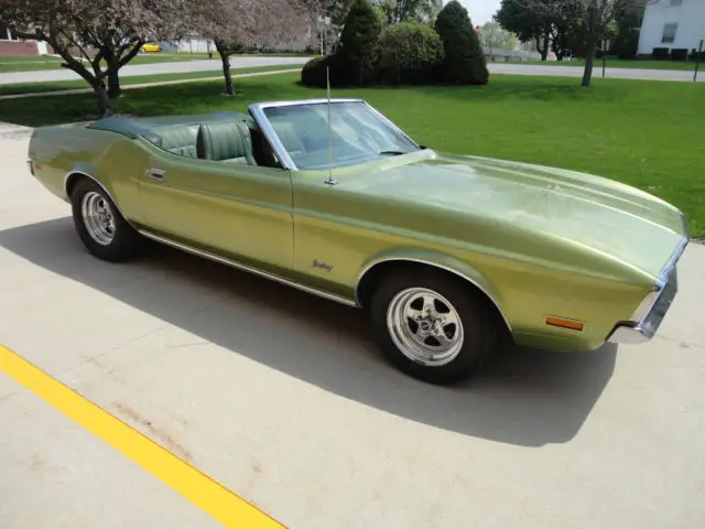 1972 ford mustang base convertible 2-door great running and driving car