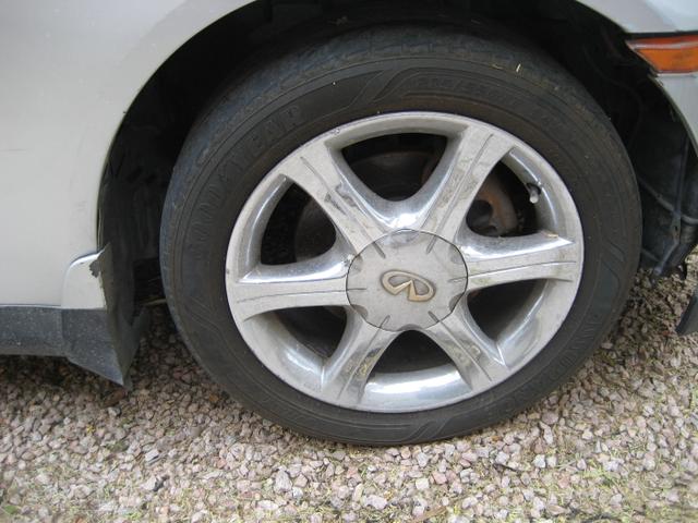 2004 infiniti g35 base