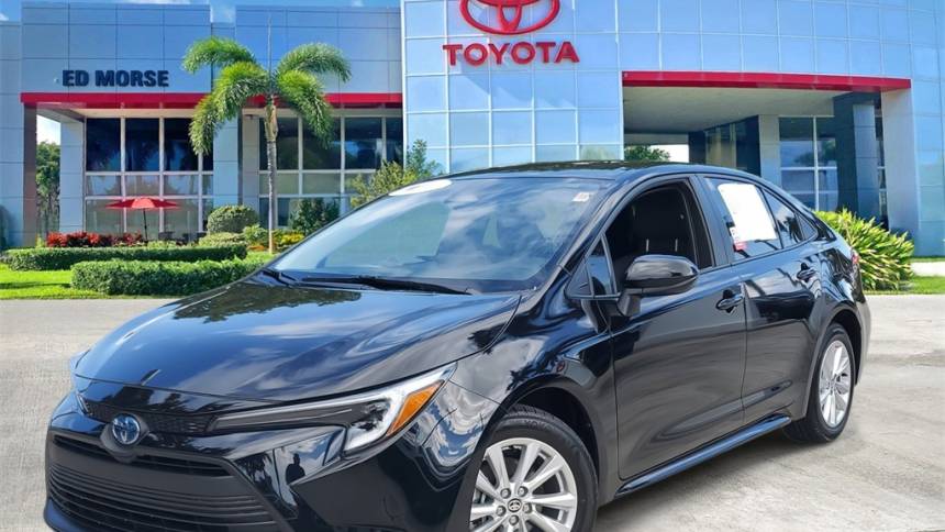 2024 toyota corolla hybrid le