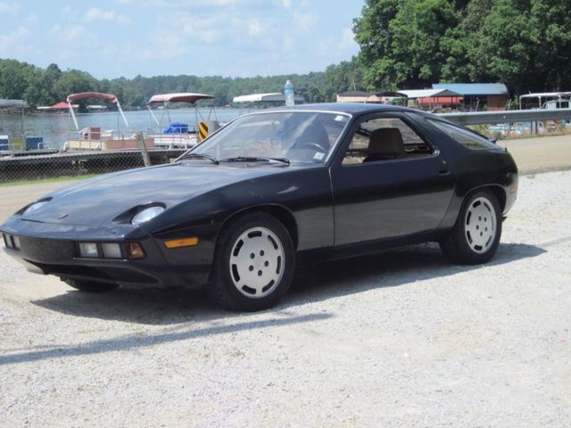 1982 porsche ,,928 ,,memphis tn