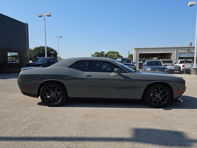 2023 dodge challenger gt