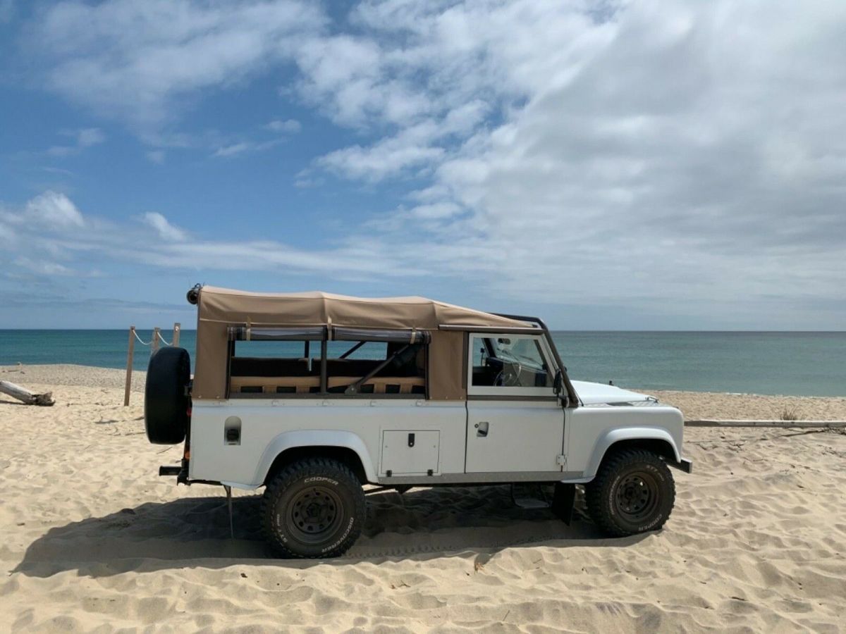 1986 land rover defender 110 fully restored new v8 4.6 liter engine automatic