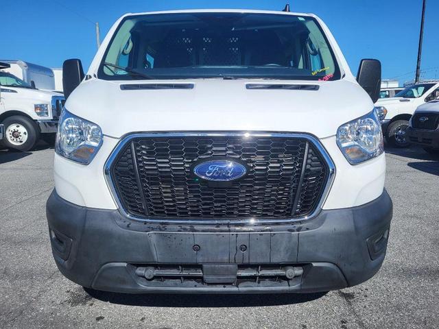 2022 ford transit-250 base